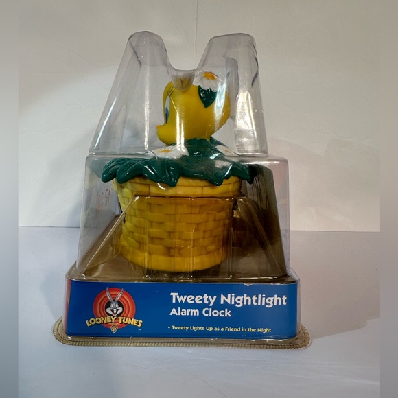 Westclox Looney Tunes Tweety Flowerbasket Nightlight Alarm Clock #32403 NIB 1999 - Picture 3 of 6
